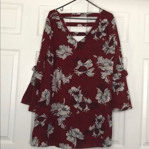 Chic Soul Red Dress with Bell Sleeves and Ruffles